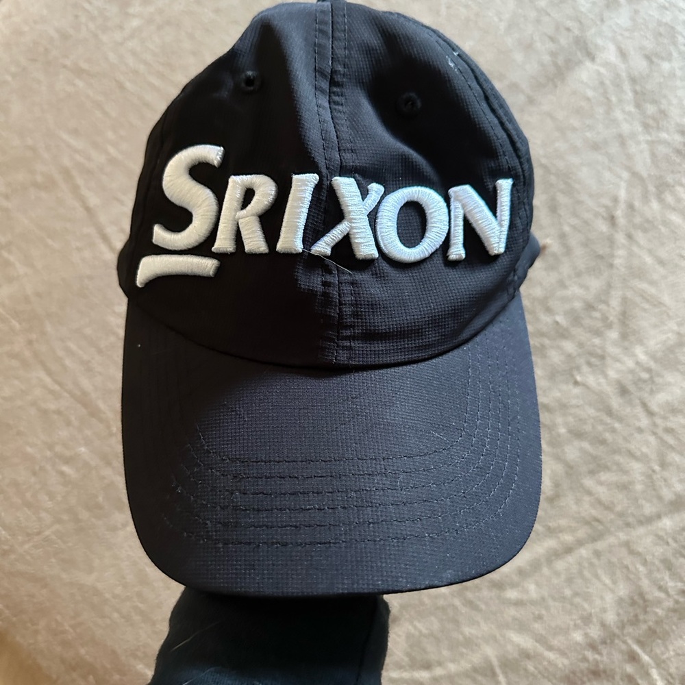 Srixon golf hat